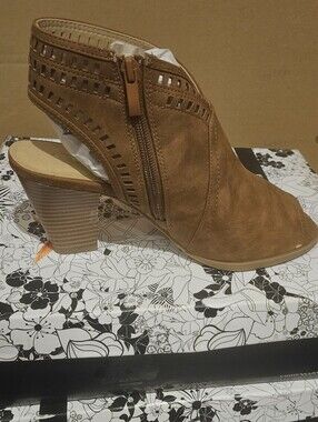 Chinese Laundry Tan Suede Cutout Peep-Toe Block Heel Bootie